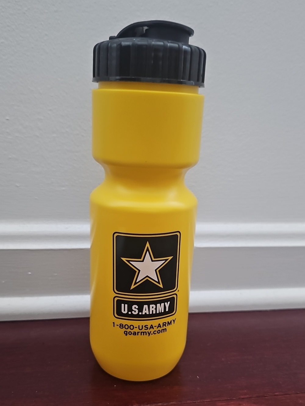 U.S. Army Yellow Sports Water Bottle with Black Lid